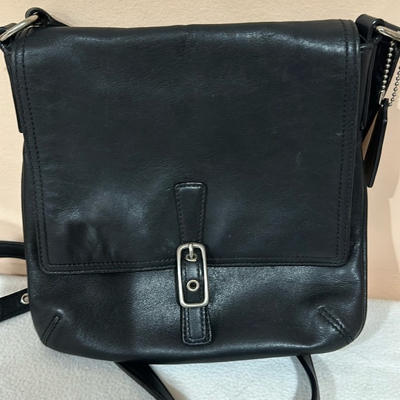 Excellent Vintage Coach Black Y2K Legacy Slim Flap Bag L33-9592 23” max drop - Picture 1 of 10